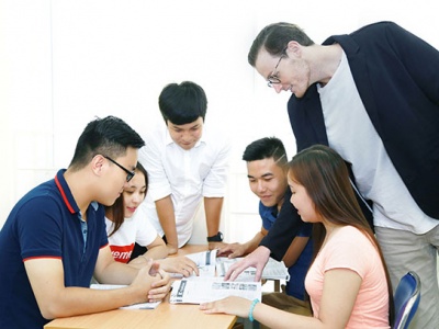Nên cho trẻ học gì để phát triển tốt nhất