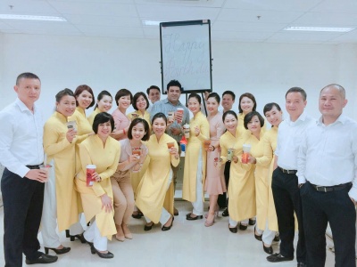 Giáo Viên Tiếng Anh Người Nước Ngoài Cho Người Đi Làm Và Doanh Nghiệp Tại TP.HCM